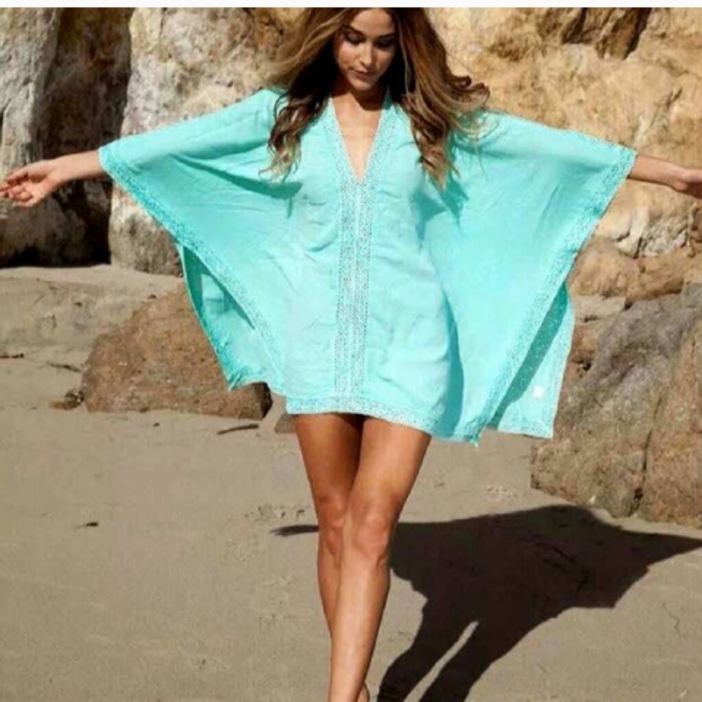 Beautiful Jade green coverup tunic bat sleeve
